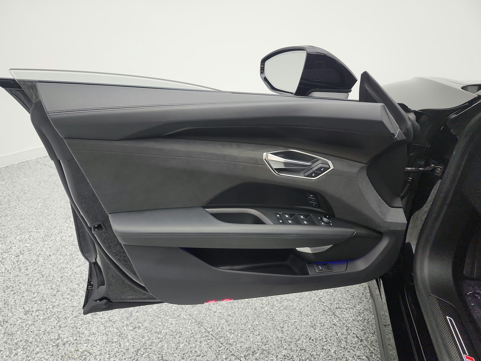 Used 2024 Mythos Black Metallic Audi quattro image 15