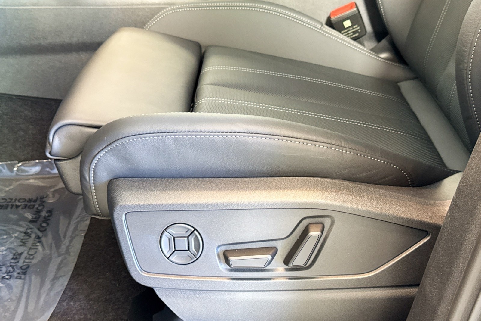 New 2025 Mythos Black Metallic Audi Premium Plus 2.0 TFSI quattro image 16