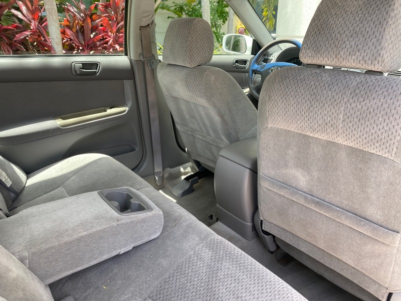 2003 Toyota Camry LE LOW MILES 61,005 in , 