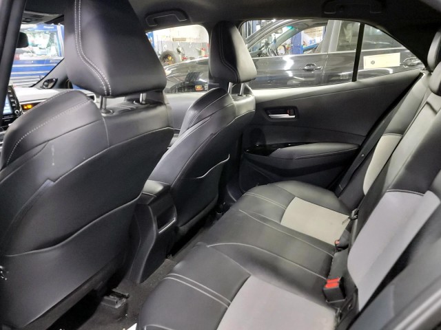 2021 Toyota Corolla Hatchback XSE CVT (Natl) 11