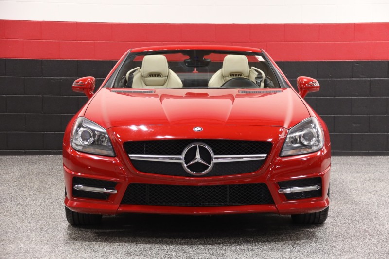 2012 Mercedes-Benz SLK 350 AMG Sport 2dr Roadster in , 