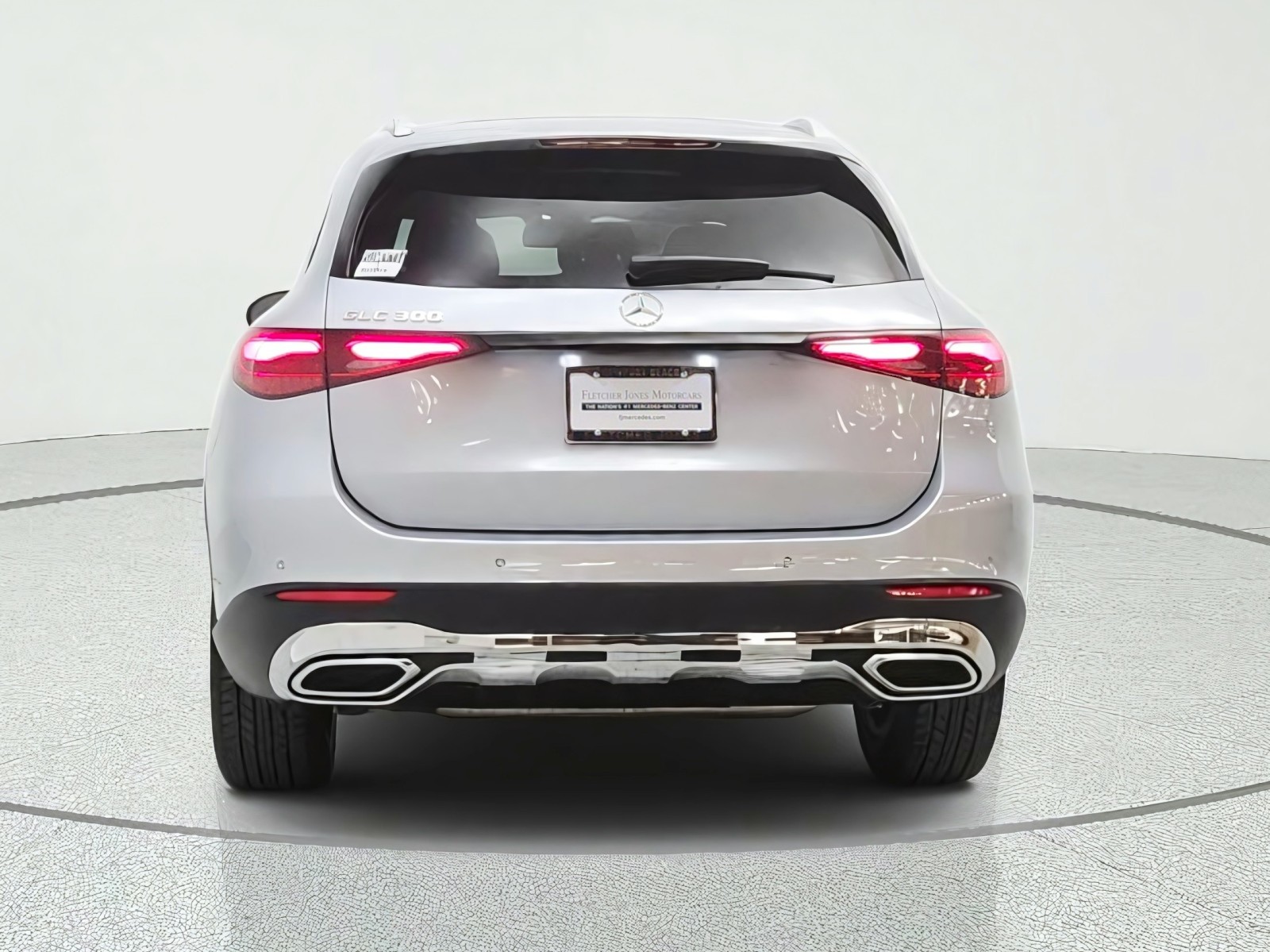 New 2027 Cirrus Silver Metallic Mercedes-Benz GLC 300 SUV image 6