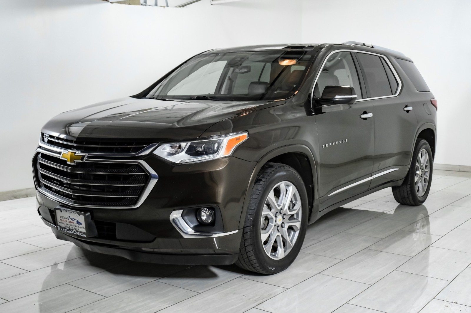 2018 Chevrolet Traverse PREMIER AWD BLIND SPOT ASSIST LANE DEPARTURE FORWA 3