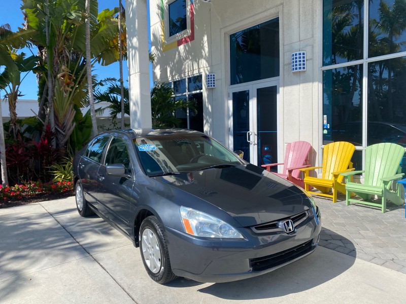 2004 Honda Accord Sdn LX LOW MILES 68,079 in , 