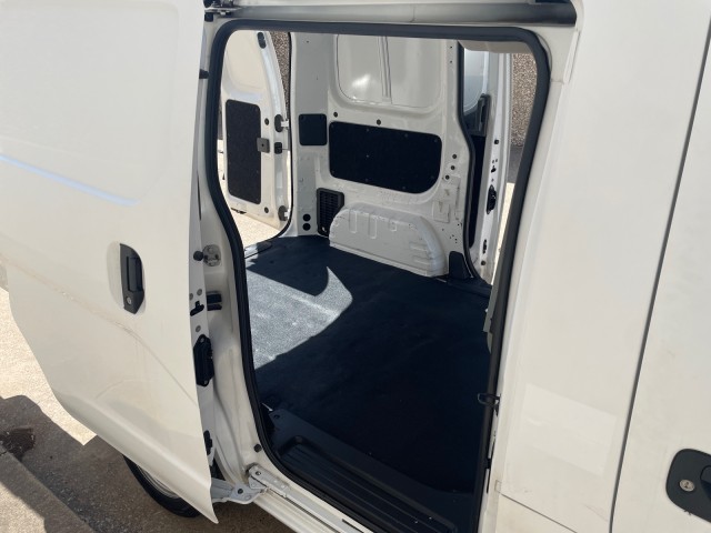 2017 Nissan NV200 Compact Cargo S 21