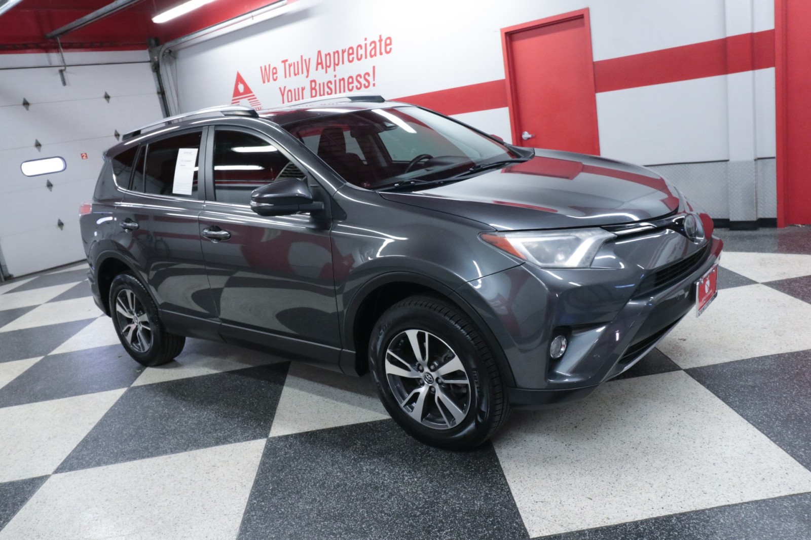 Used Car 2018 Toyota Rav4  Xle For Sale Under $20,000 In Austin, Texas