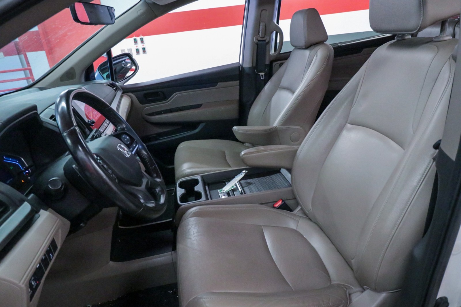 Used Car 2019 Honda Odyssey  Ex-l W/navi/res For Sale Under $30,000 In Austin, Texas