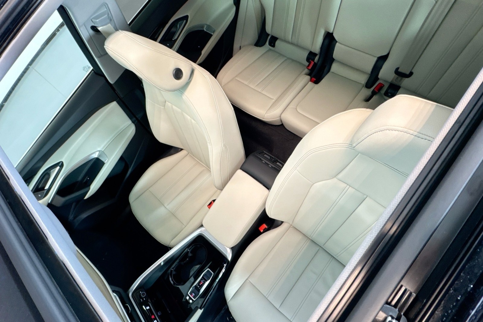 New 2025 Arkona White Audi Premium Plus 2.0 TFSI quattro image 19