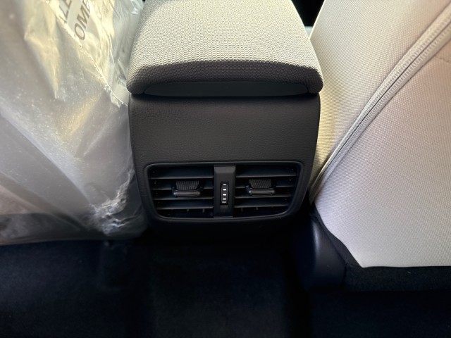 ToyotaCorolla Cross26