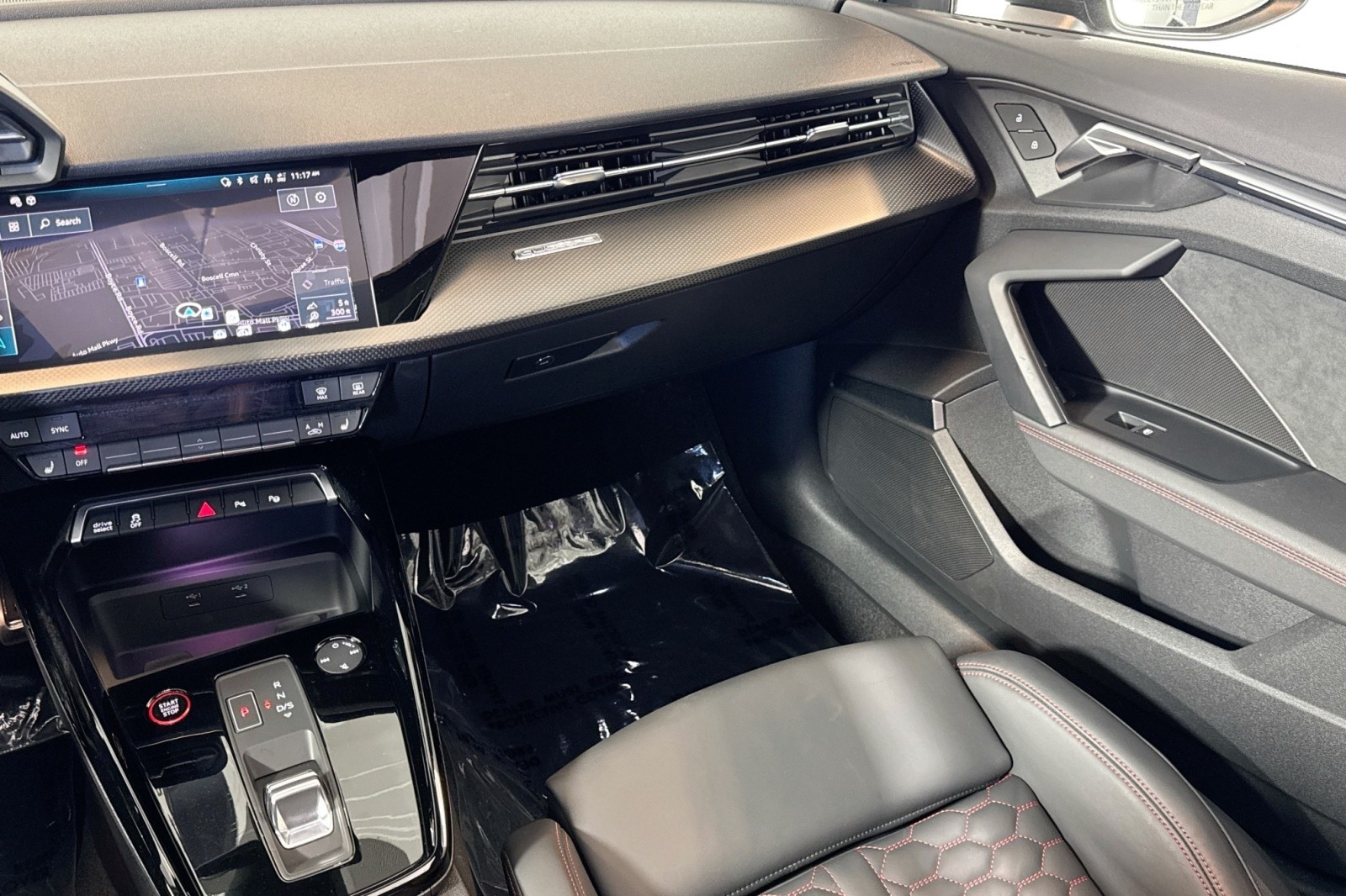 Used 2024 Daytona Gray Pearl Effect Audi  image 21