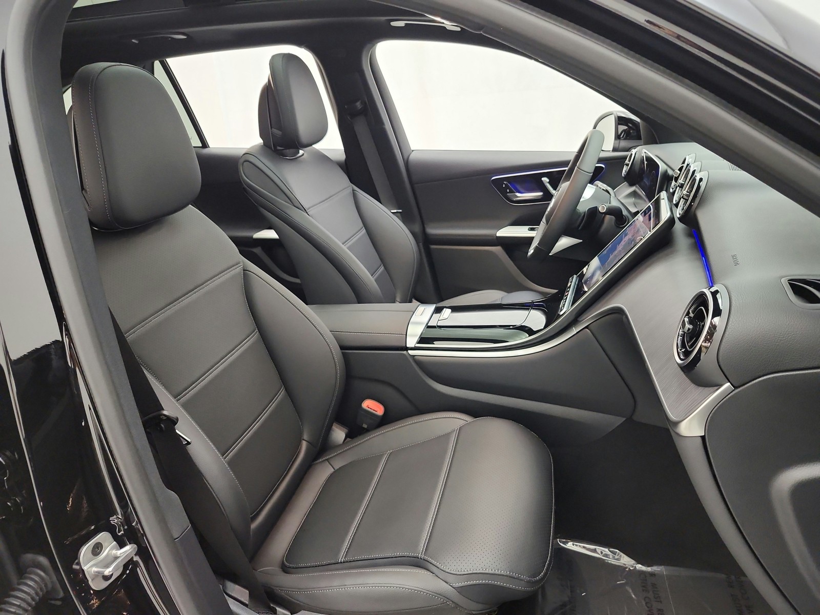 New 2026 Black Mercedes-Benz GLC 300 SUV image 14