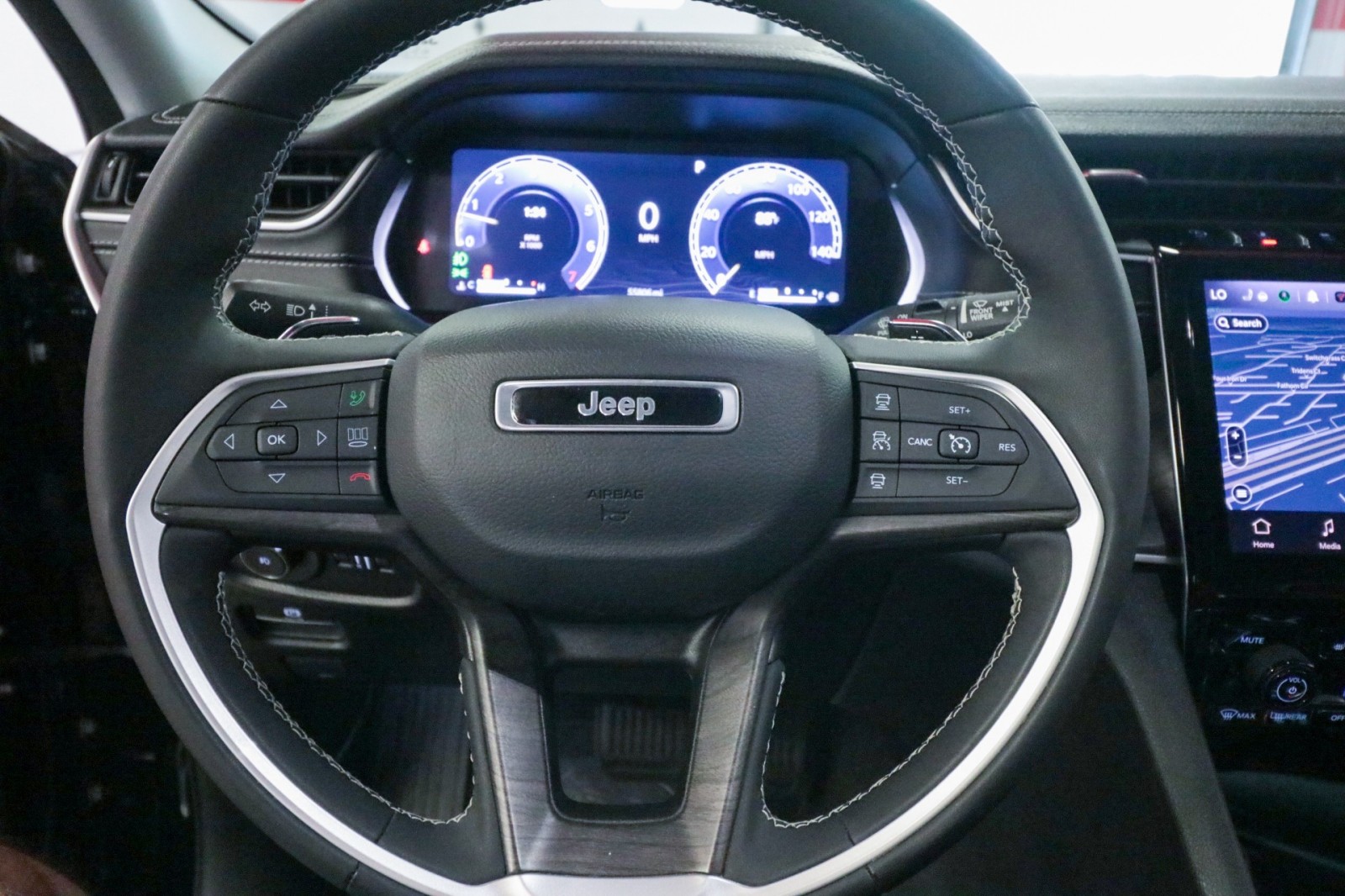 Used Car 2024 Jeep Grand Cherokee L  Limited For Sale Under $35,000 In Austin, Texas
