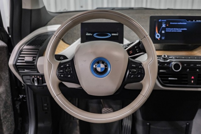 2014 BMW i3  15