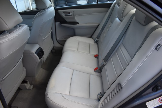 2015 Toyota Camry Hybrid Hybrid Leather Heated Front Seats Keyless Start Sa 33