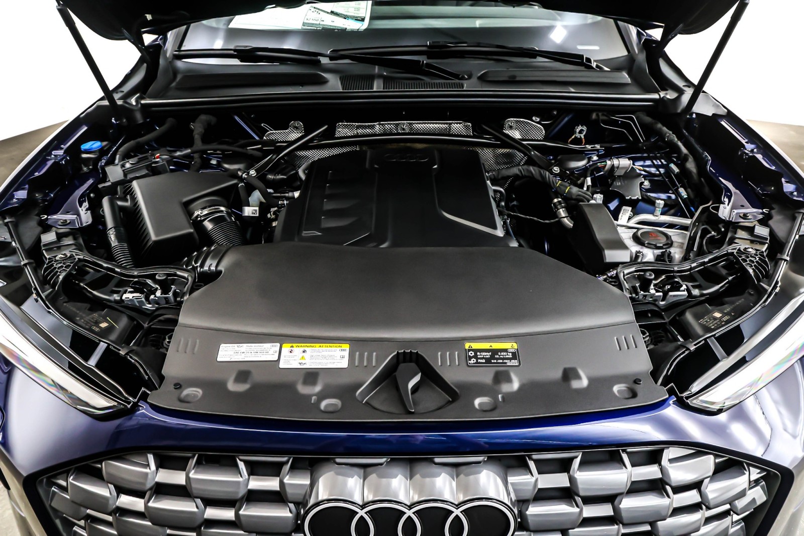 New 2025 Navarra Blue Metallic Audi Premium 2.0 TFSI quattro image 11