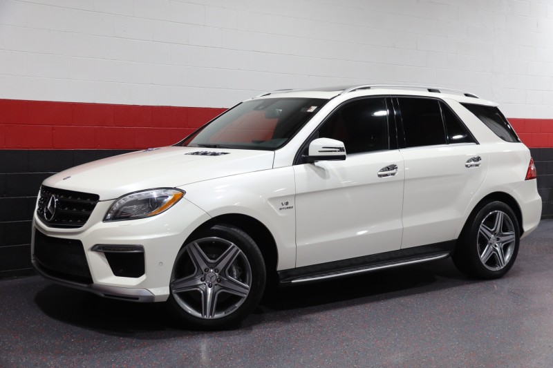 2013 Mercedes-Benz ML63 AMG 4-Matic 4dr Suv in , 