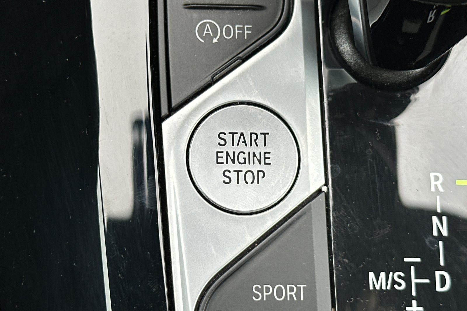 Used 2023 Phytonic Blue Metallic BMW sDrive30i image 22