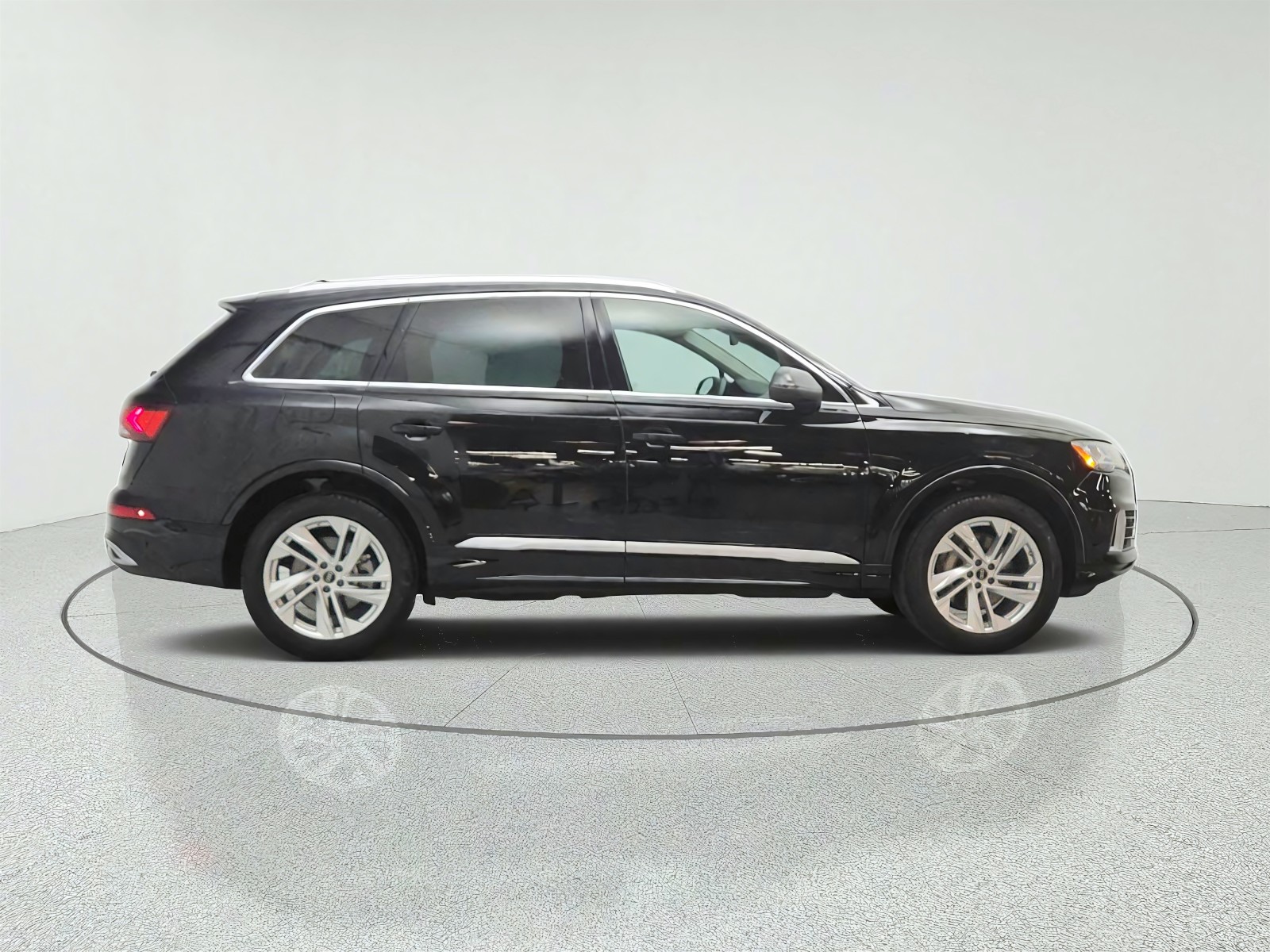 Used 2023 Mythos Black Metallic Audi Premium image 4
