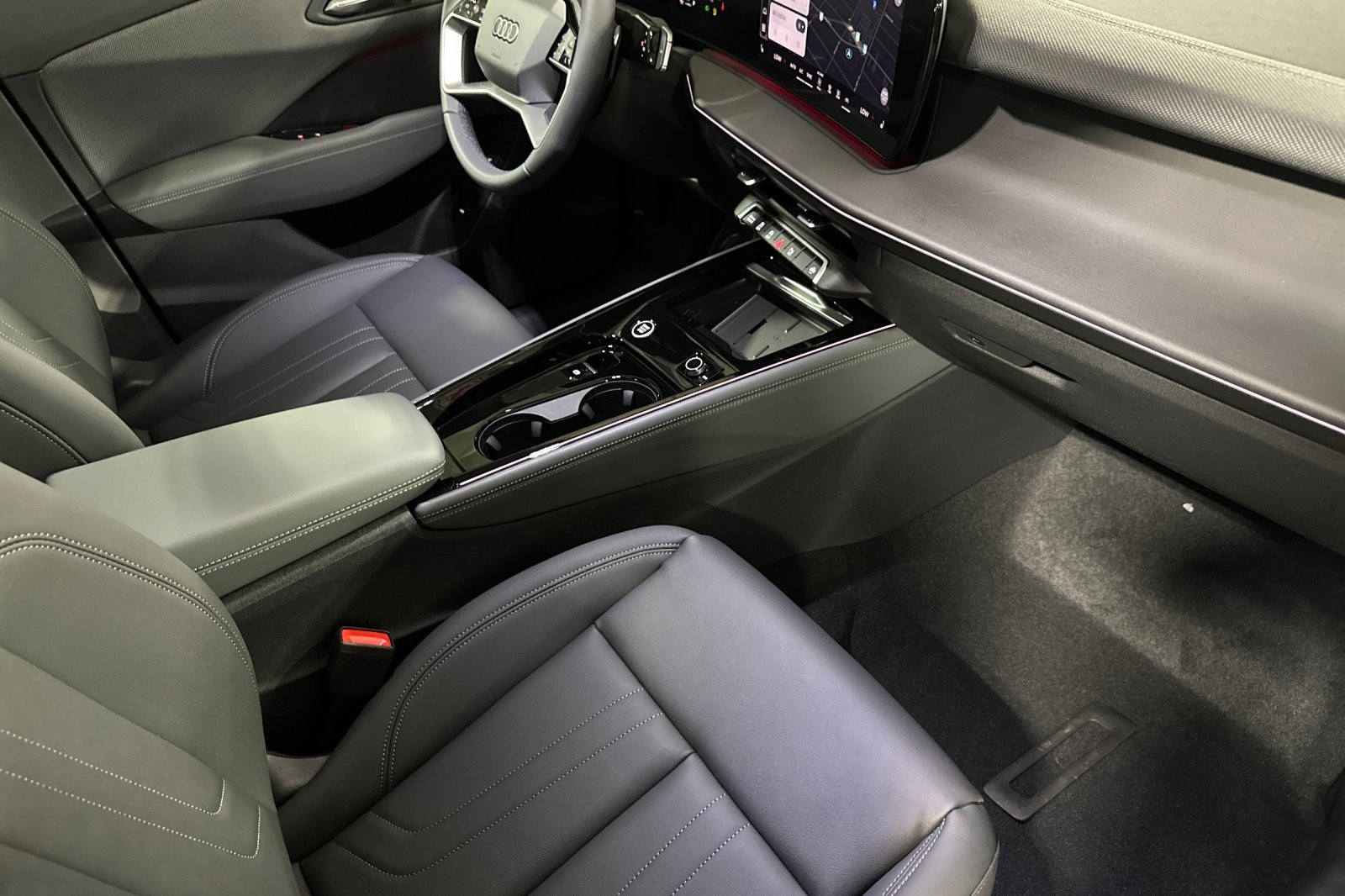 New 2026 Arkona White Audi S line quattro image 15