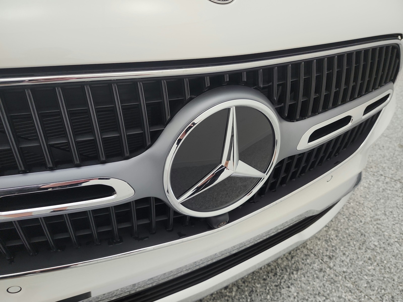 New 2026 Polar White Mercedes-Benz GLC 300 SUV image 13