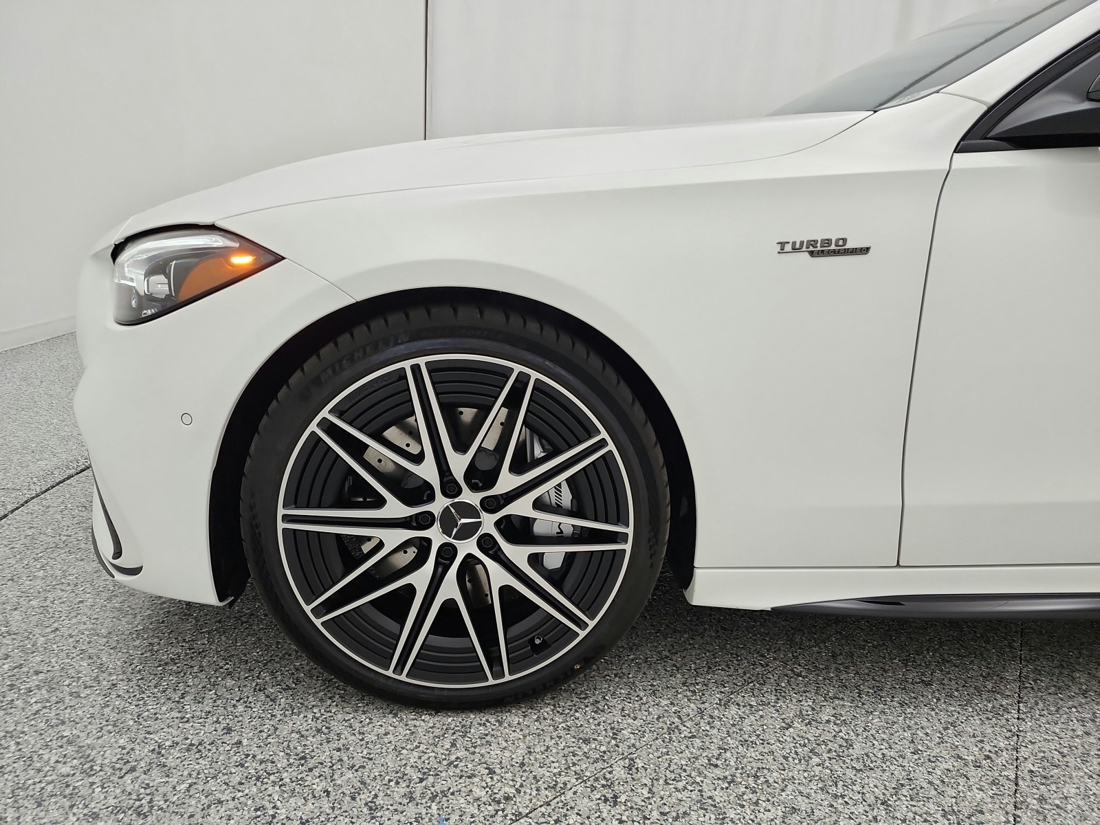 New 2026 Polar White Mercedes-Benz AMG® C 43 4MATIC Sedan image 13