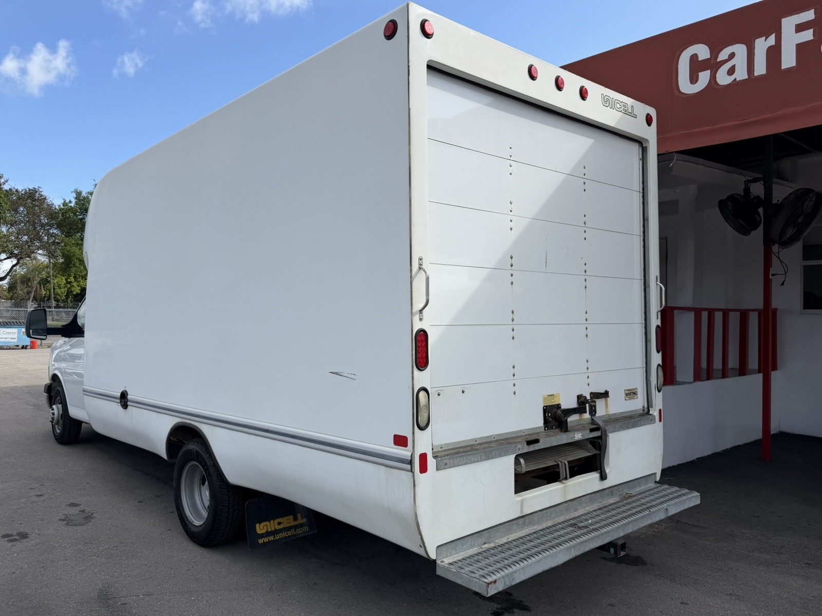 2016 Chevrolet Express - $20,977