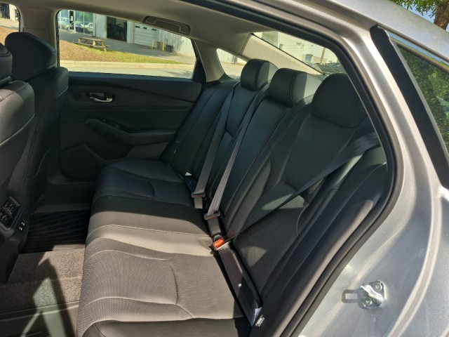 HondaAccord Hybrid39
