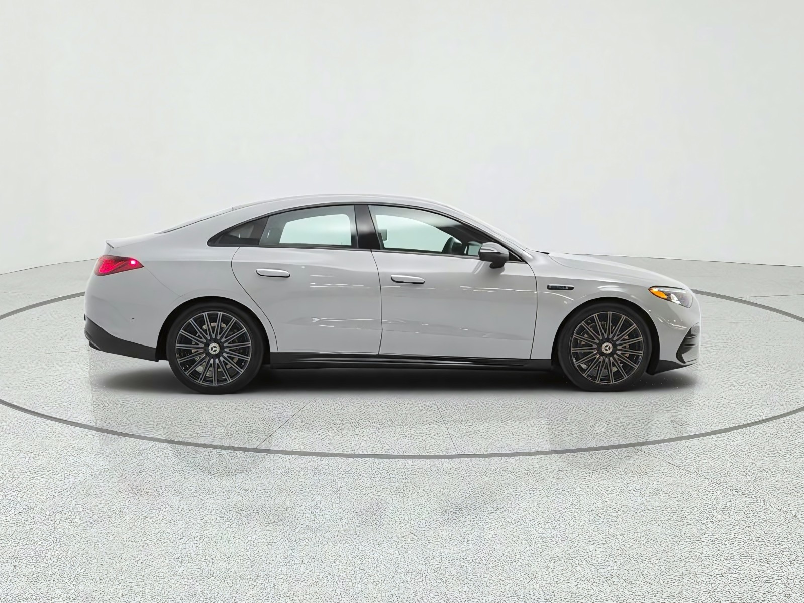 New 2027 MANUFAKTUR Alpine Grey Mercedes-Benz CLA 220 Hybrid FWD image 4