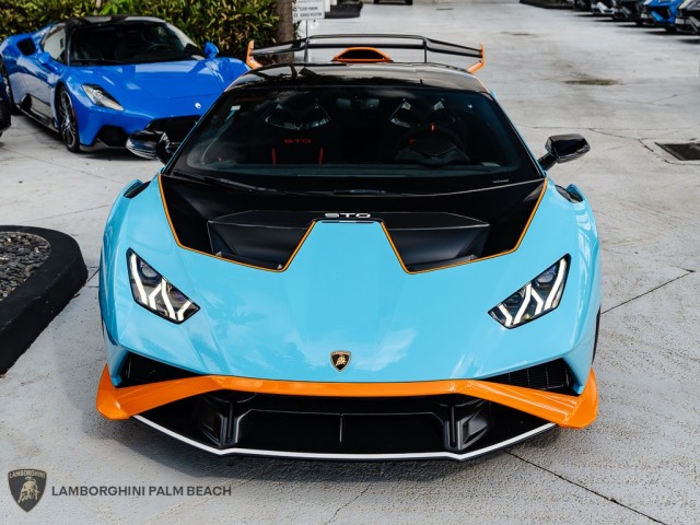 Lamborghini Huracan STO