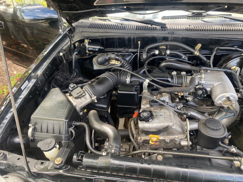 2002 Toyota Tacoma 1 OWNER AUTO AC 4 CYL in , 