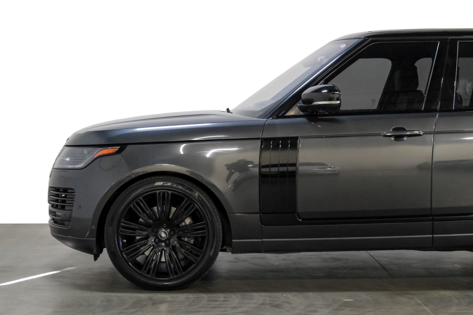 2019 Land Rover Range Rover V8 Supercharged AutobiographyWhls TowPkg MeridianSound DriveProP 11