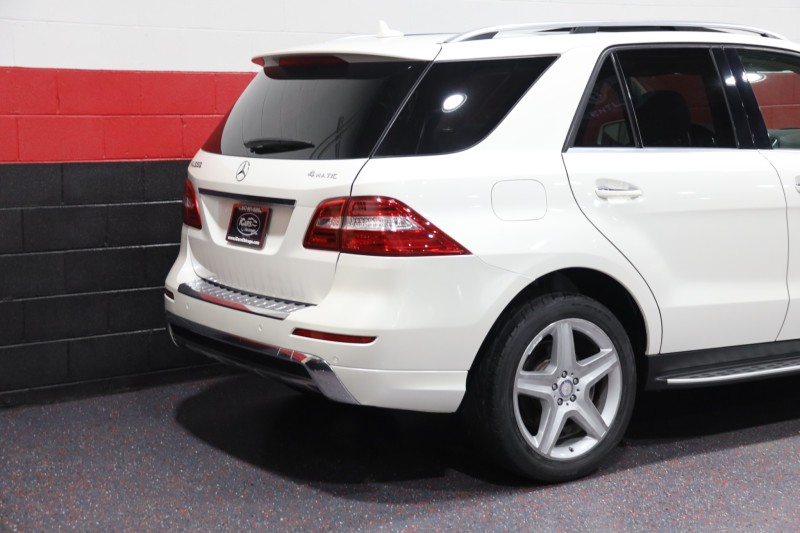 2014 Mercedes-Benz ML550 AMG Sport 4-Matic 4dr Suv in , 