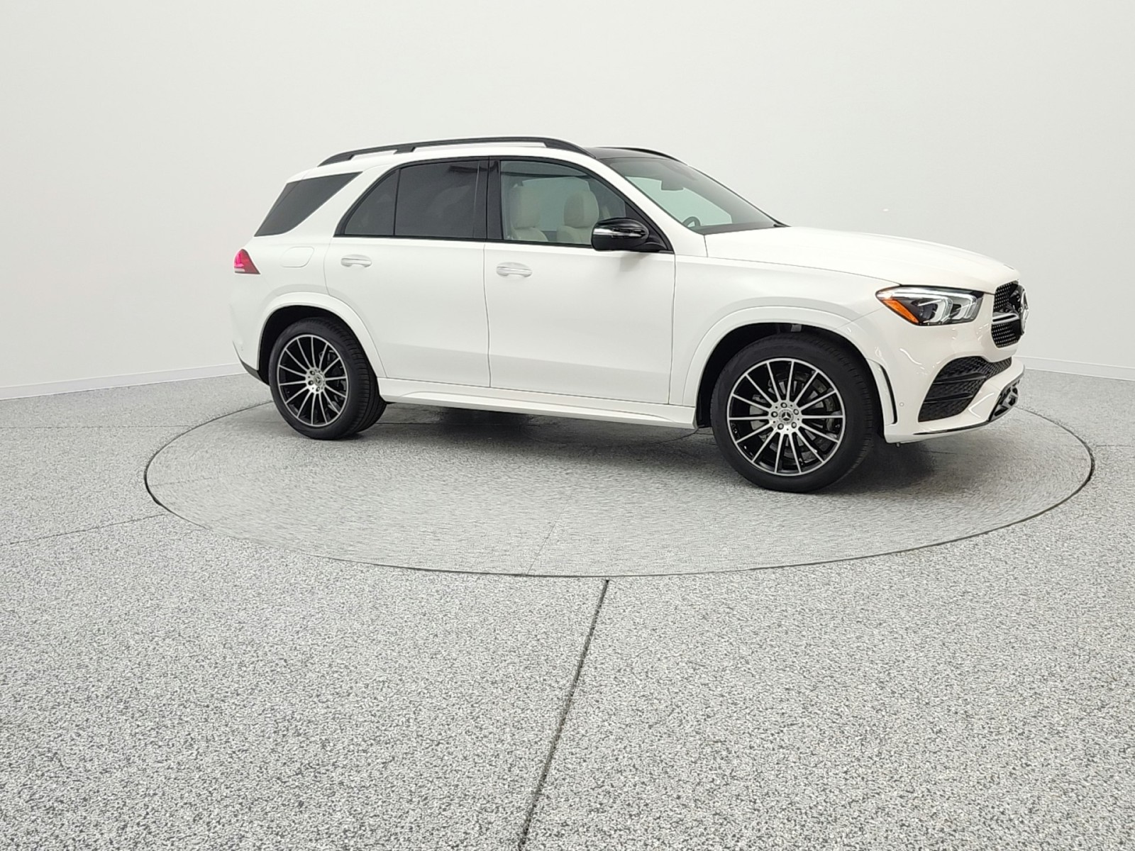 Used 2023 Polar White Mercedes-Benz GLE 350 SUV image 3