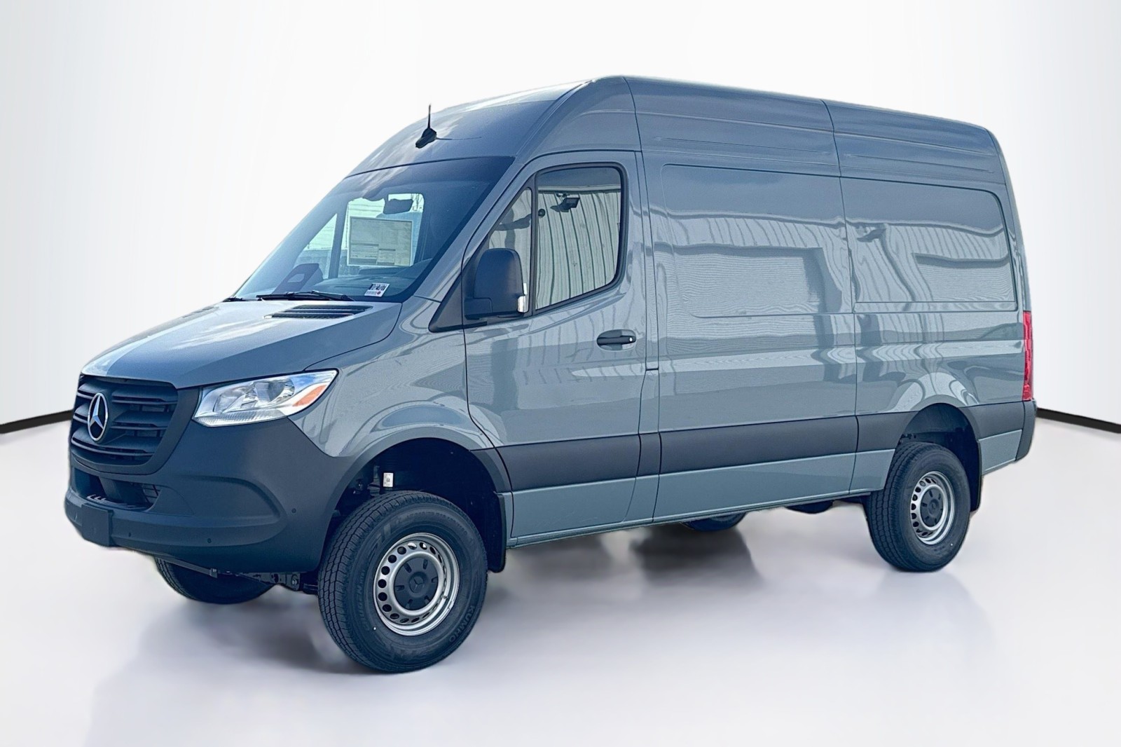 2026 Mercedes-Benz Sprinter Cargo Van 2026 Mercedes-Benz Sprinter Cargo Van 2500 High Roof I4 Diesel HO 144 AWD Minivan/Van