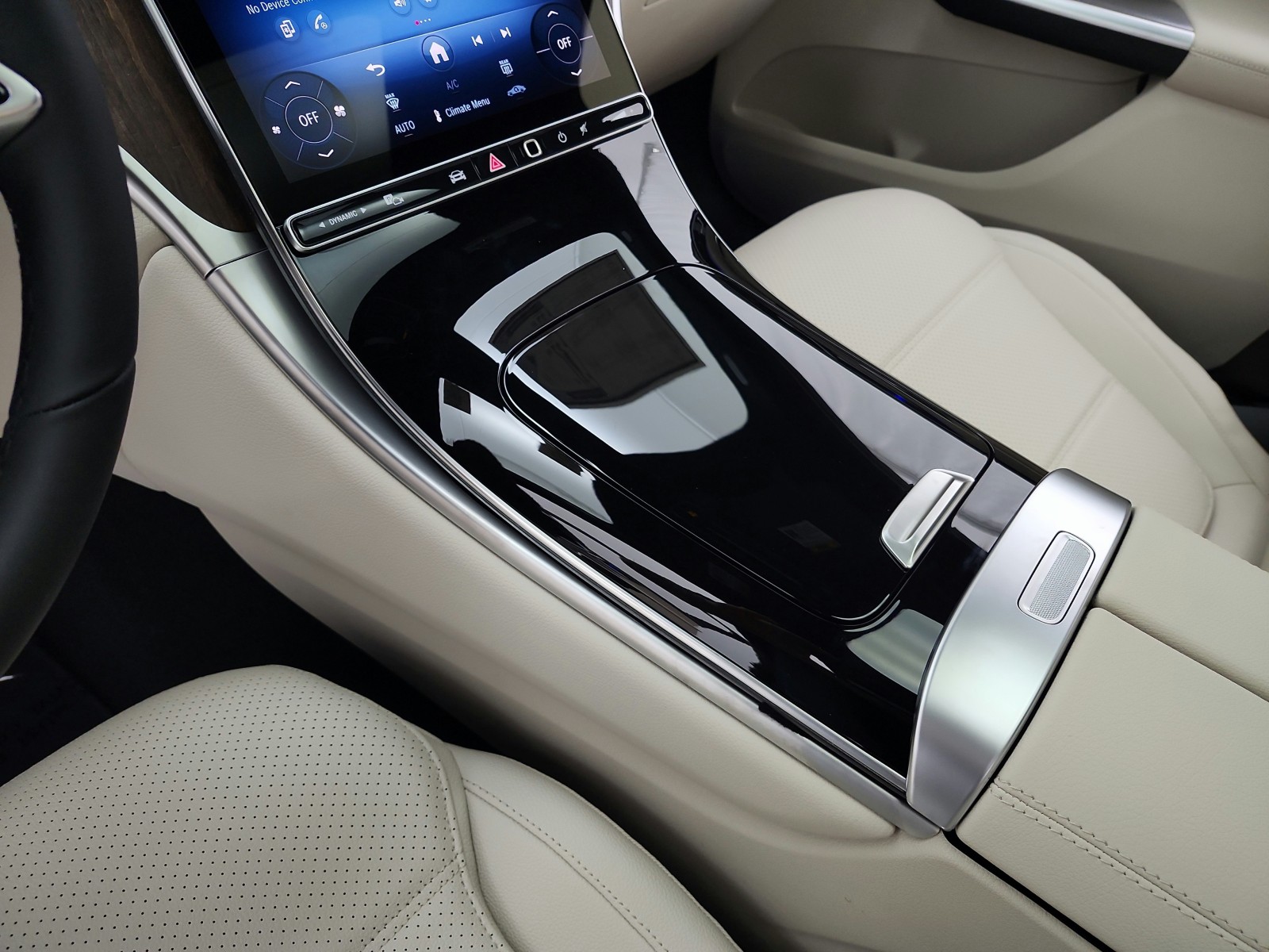 New 2026 Black Mercedes-Benz GLC 300 image 9