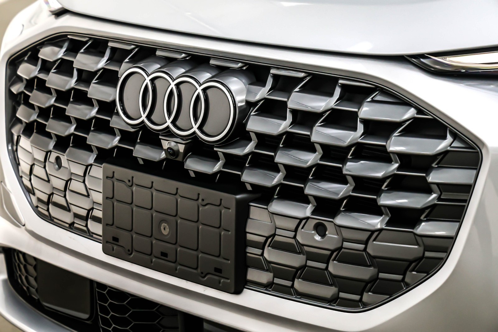 New 2025 Florett Silver Metallic Audi Premium Plus 2.0 TFSI quattro image 13