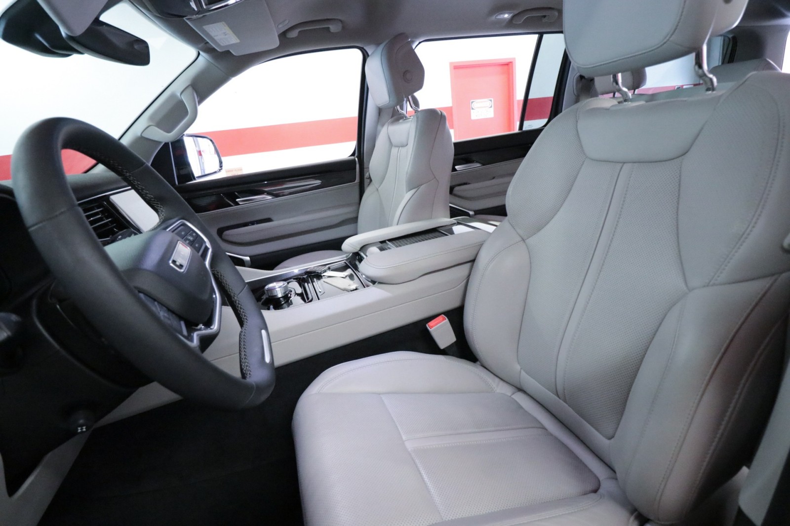 Used Car 2023 Jeep Wagoneer  Base For Sale Under $50,000 In Austin, Texas