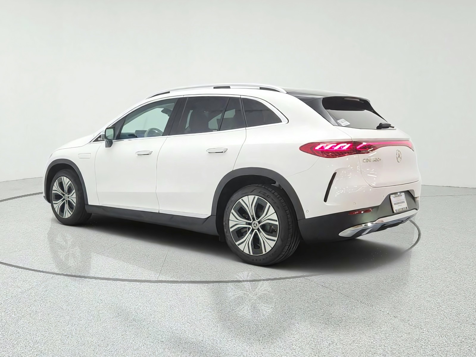 New 2027 Polar White Mercedes-Benz EQE 320+ SUV image 7
