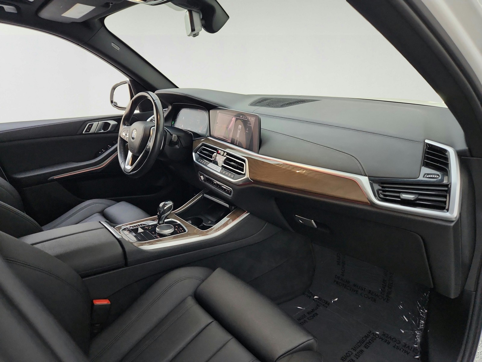 Used 2020 Alpine White BMW sDrive40i image 28