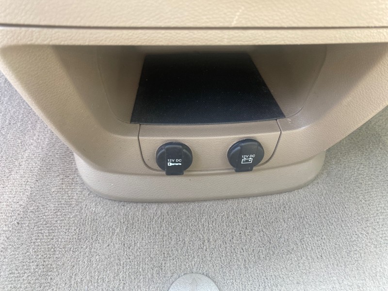 2012 Chrysler Town & Country 1 OWNER LOW MILES 58.411 in , 