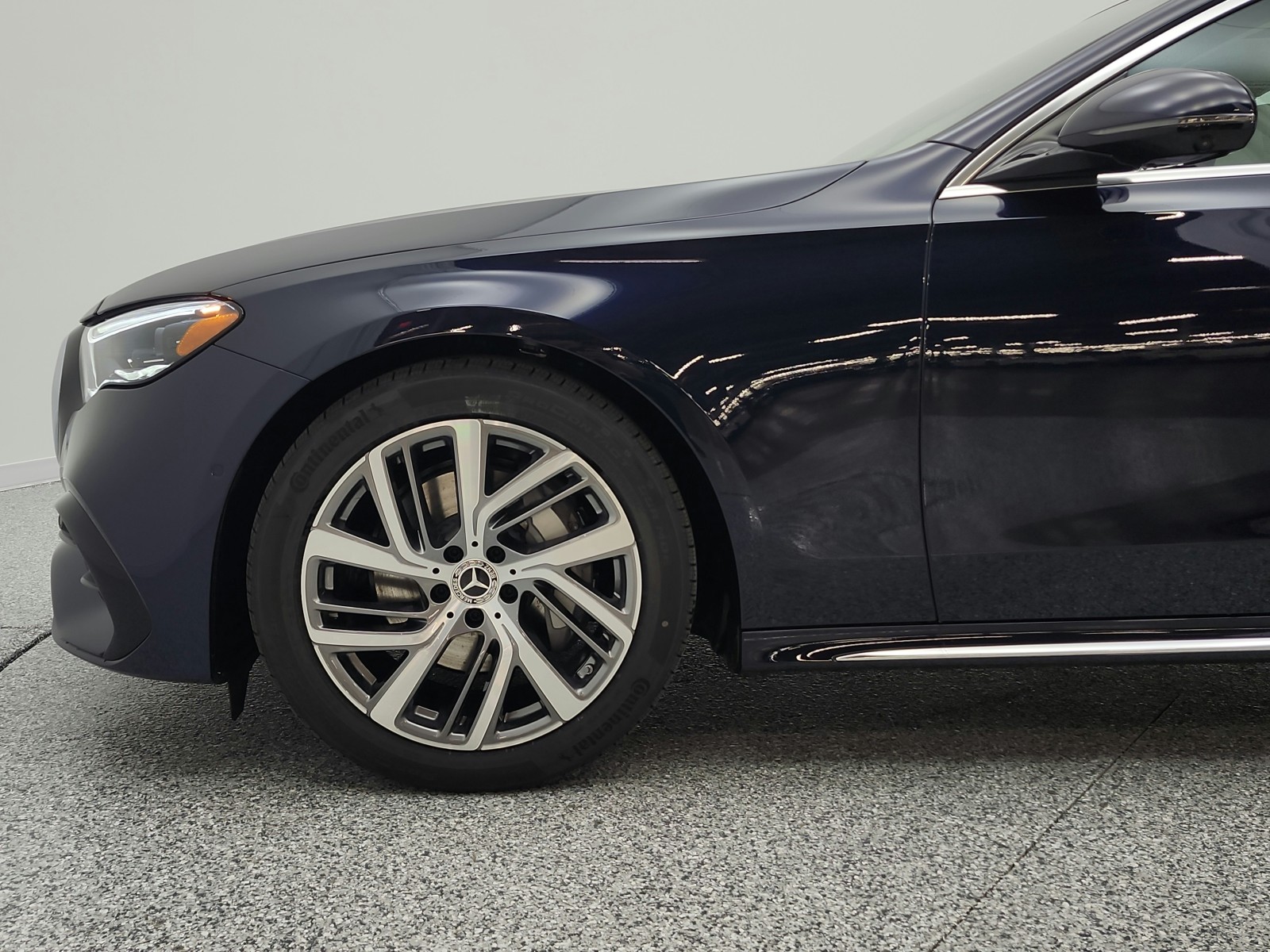 New 2026 Nautical Blue Metallic Mercedes-Benz E 350 image 15