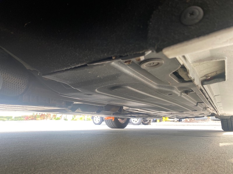 2013 Hyundai Genesis 3.8L LOW MILES 33,576 in , 