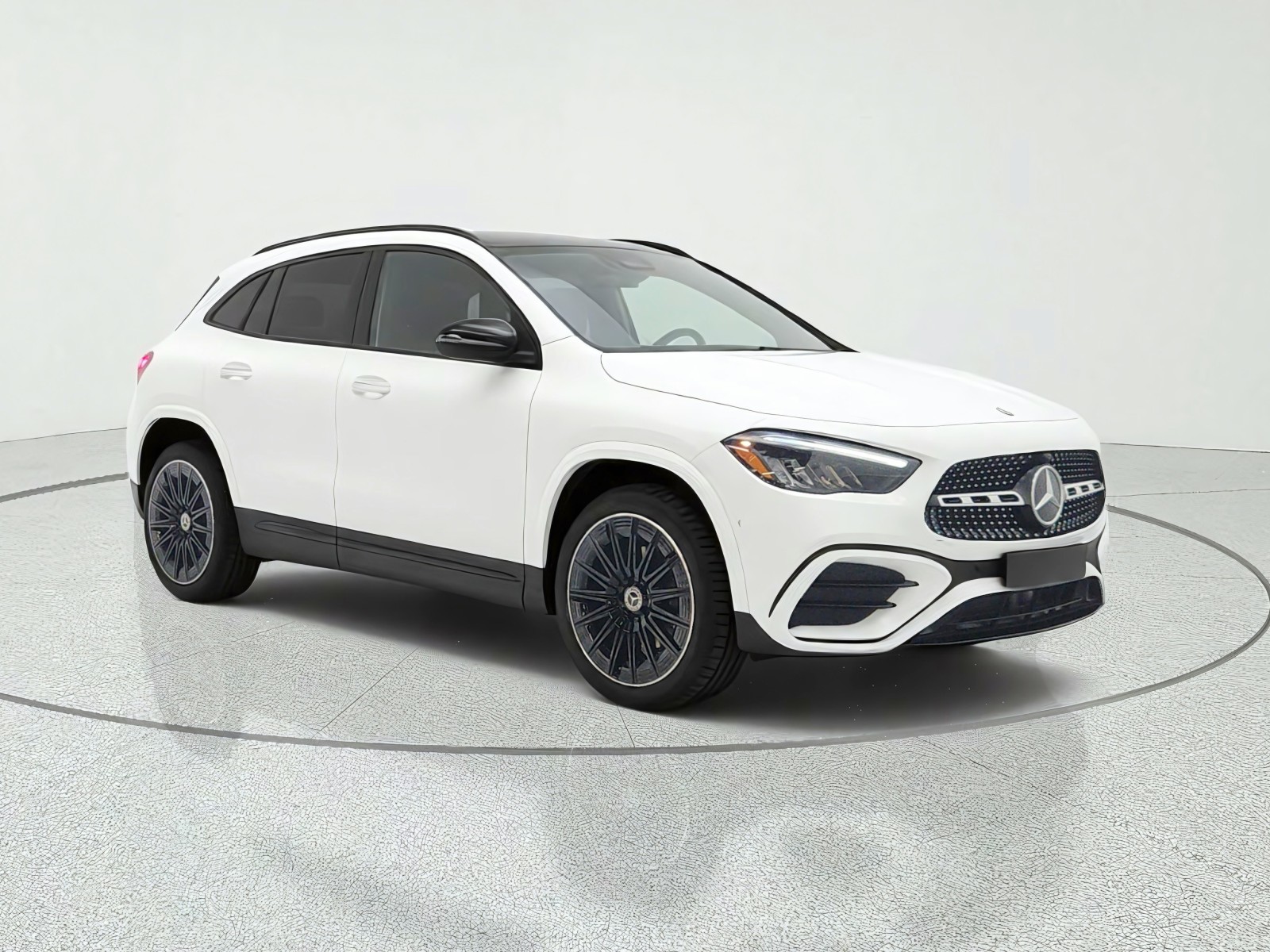 New 2026 Polar White Mercedes-Benz GLA 250 SUV image 3