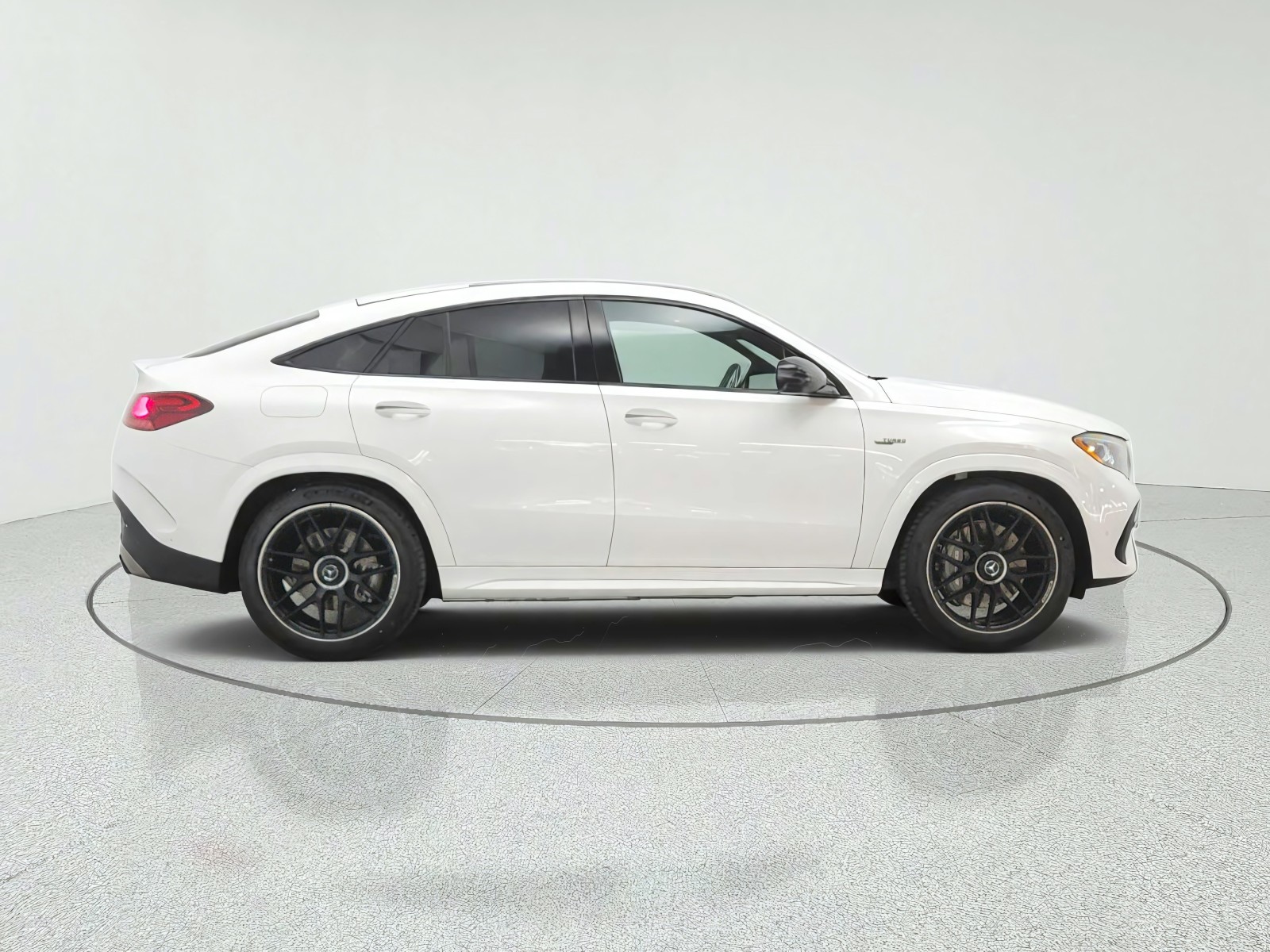 New 2027 Polar White Mercedes-Benz AMG® GLE 53e 4MATIC+ Coupe image 4