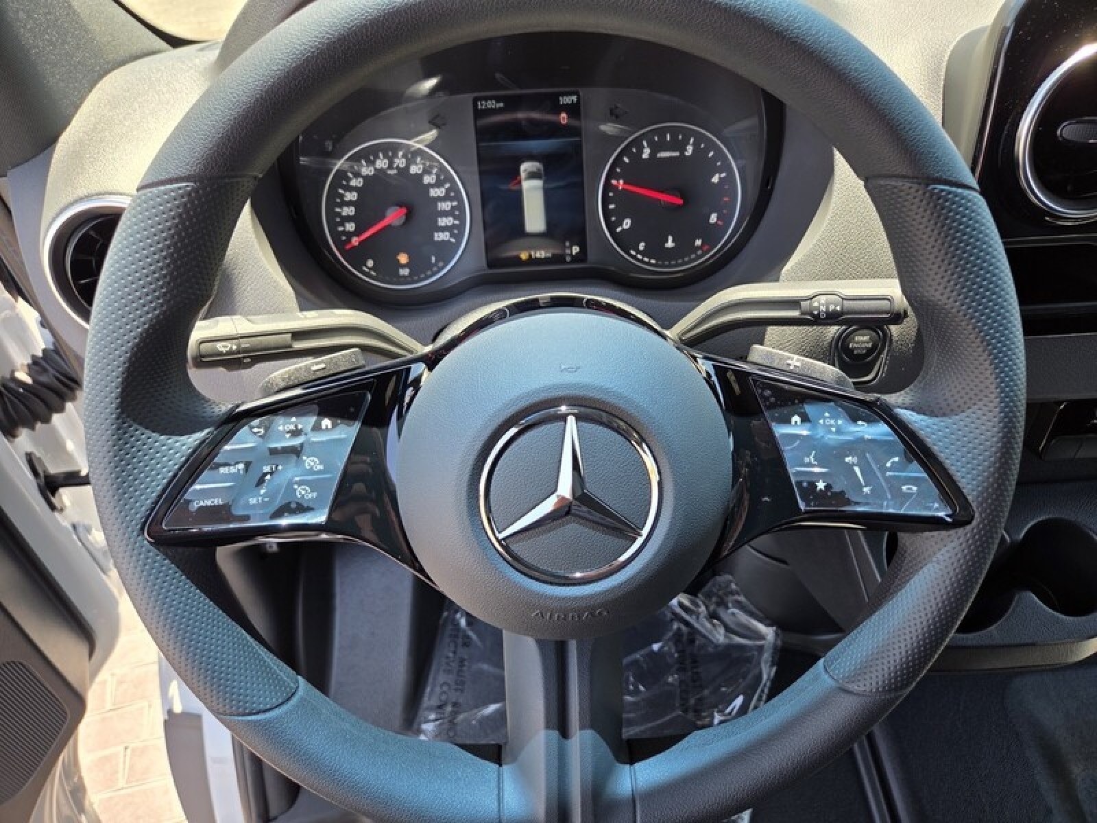 New 2026 ARCTIC WHITE Mercedes-Benz  image 23