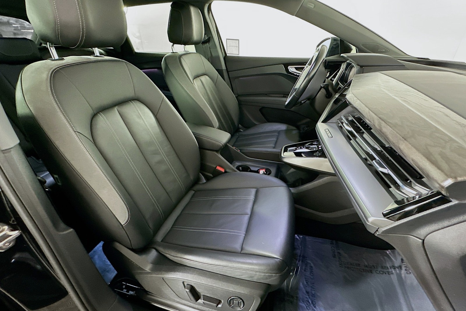 Used 2023 Mythos Black Metallic Audi Premium Plus image 8