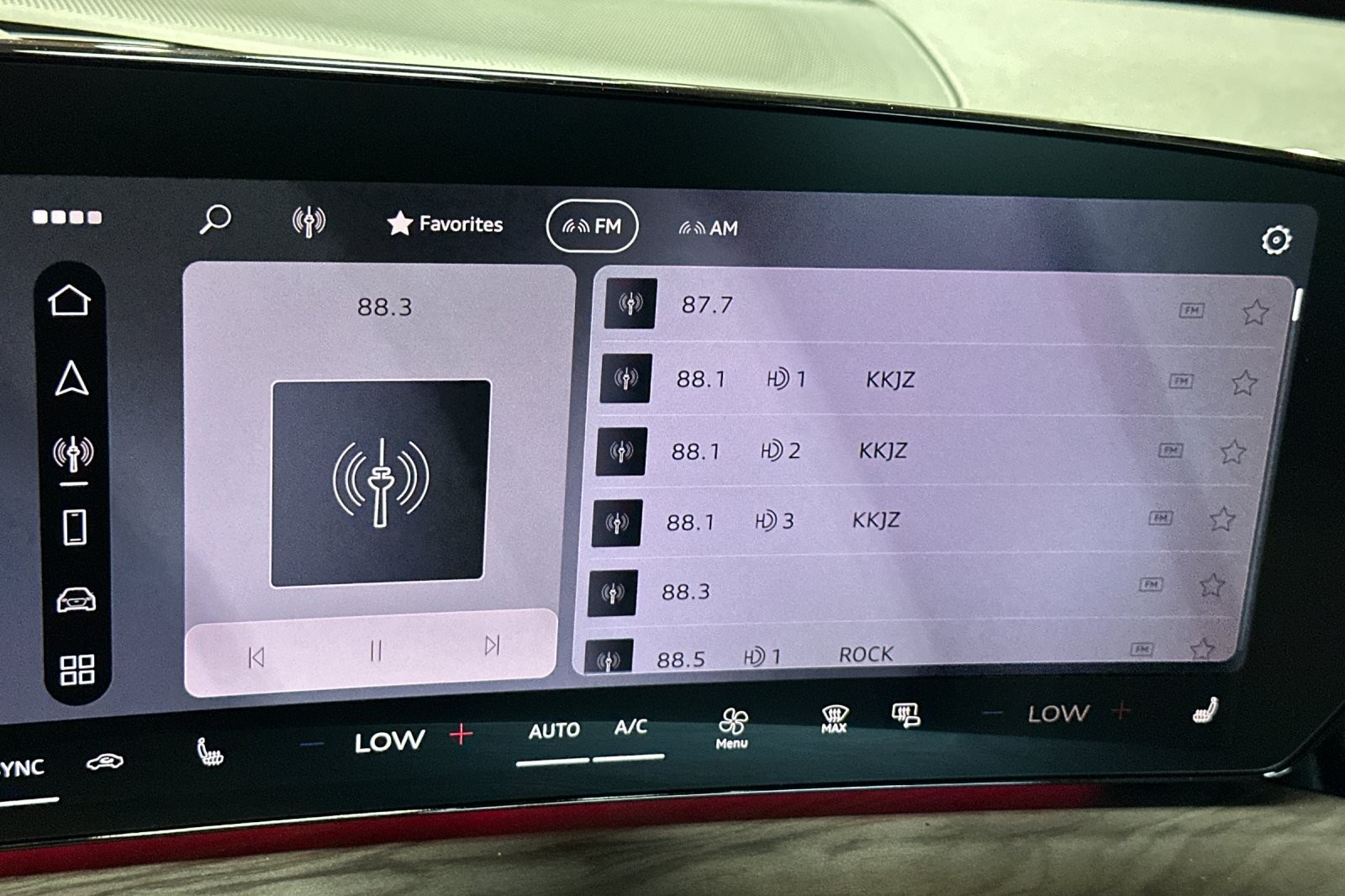 New 2026 District Green Metallic Audi Premium 2.0 TFSI quattro image 17