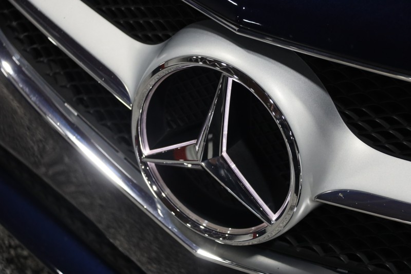 2015 Mercedes-Benz E 400 AMG Sport 2dr Cabriolet in ,