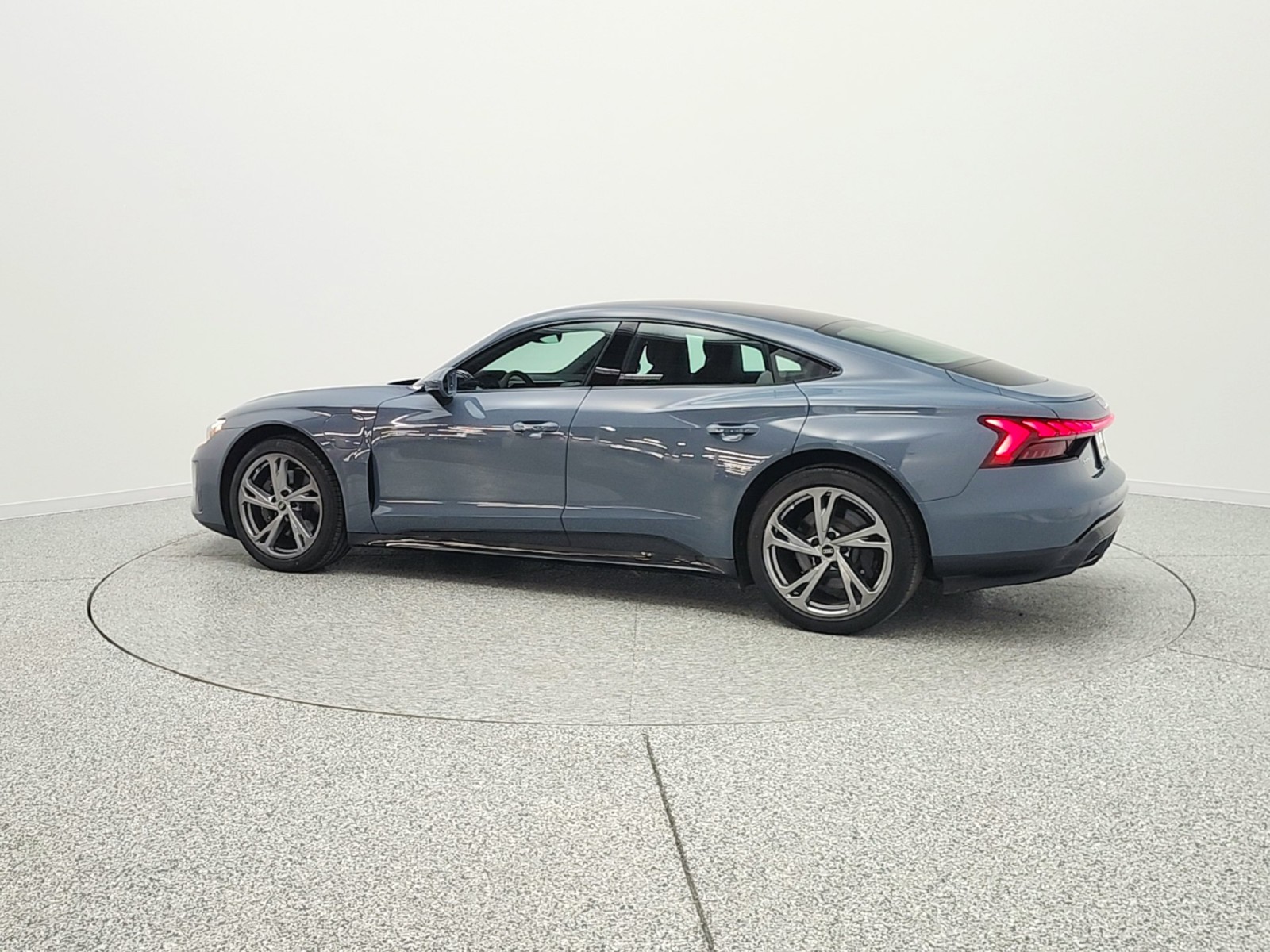 Used 2022 Kemora Gray Metallic Audi Premium Plus quattro image 8