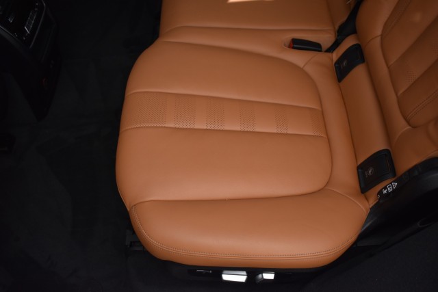 2021 BMW X7 M Sport Executive Pkg. Luxury Seating Pano Moonroo 39